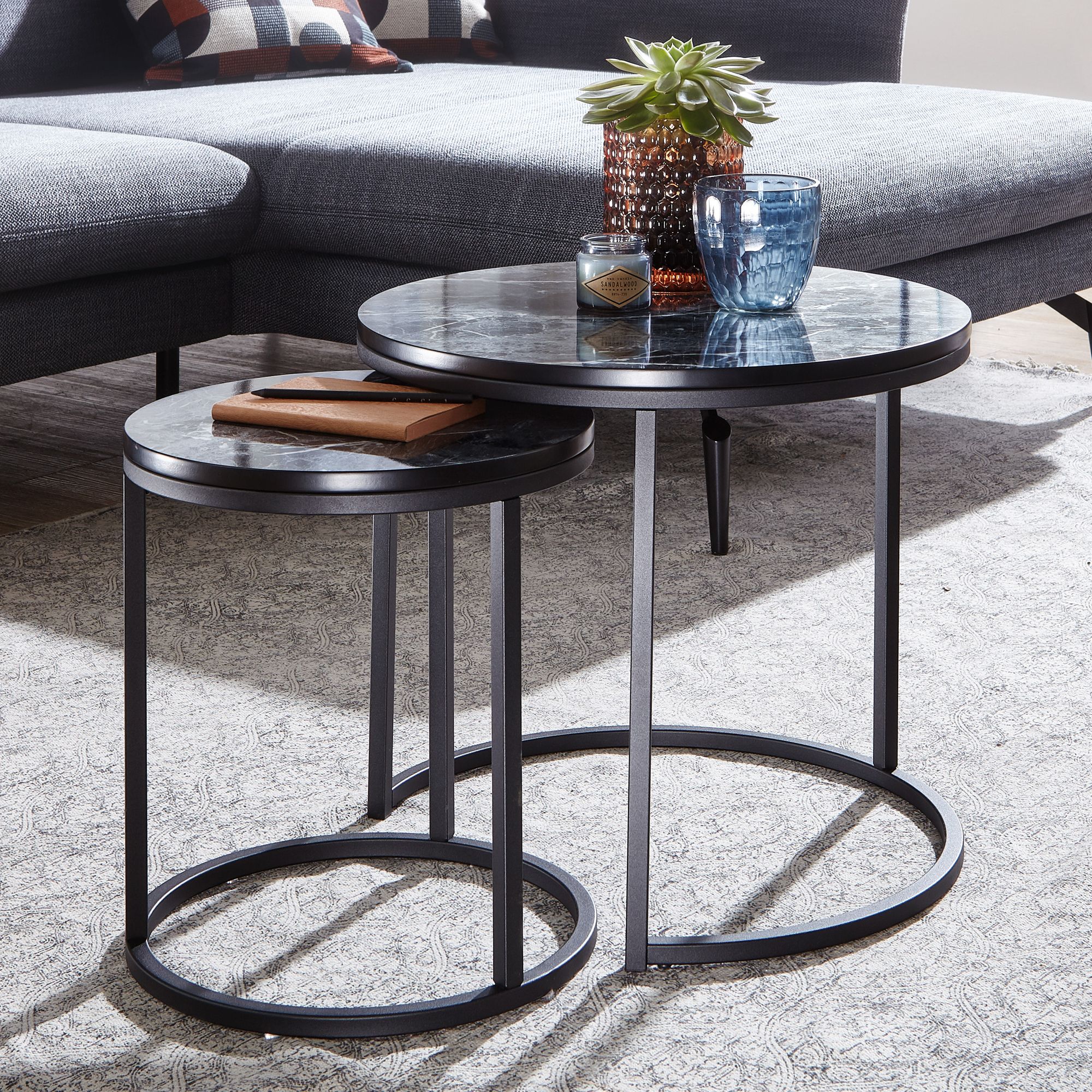 2-Piece Round Side Table Set Black Marble Look | MDF with PVC Coating | Matte Black Metal Frame | 50x45x50 cm & 35x40x35 cm