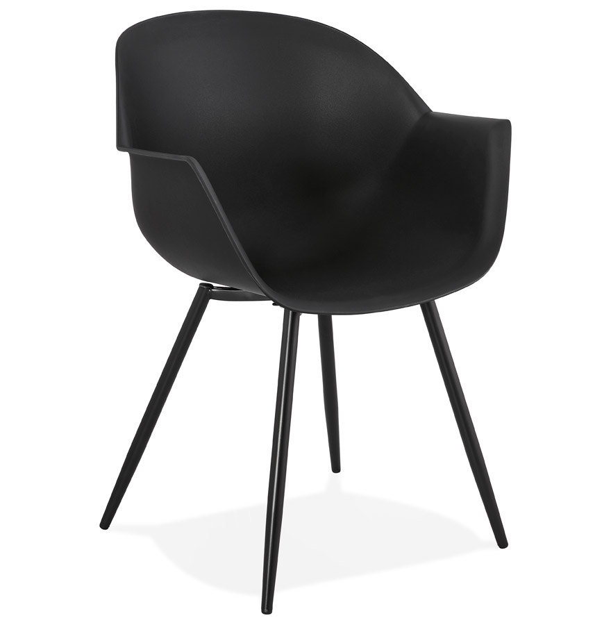 Designové černé křeslo s loketní opěrkou „KELLY“
